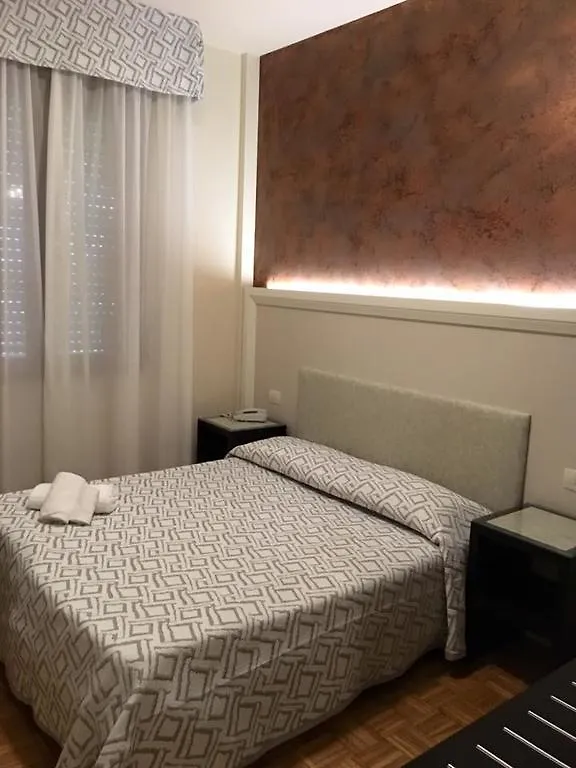 ***  Hotel Astoria Fidenza Италия