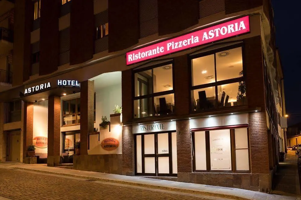 פידנצה Hotel Astoria